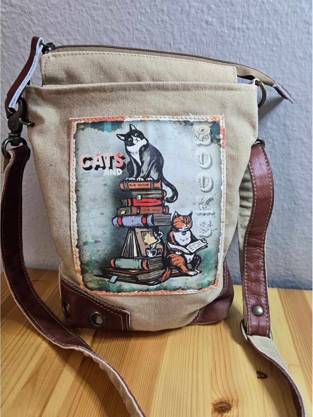 Cats & Books Crossbody Bag